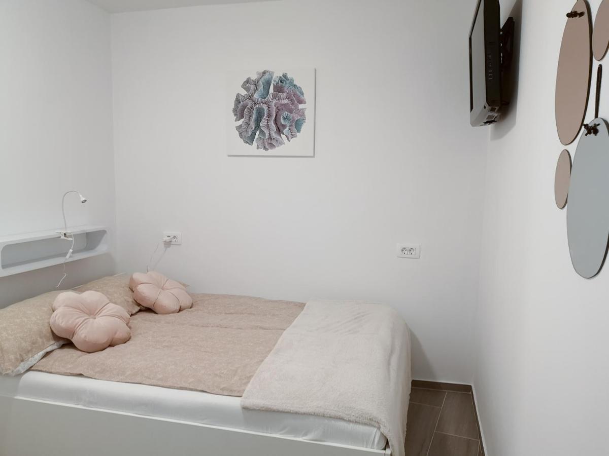 Korala Apartments Piran Bagian luar foto